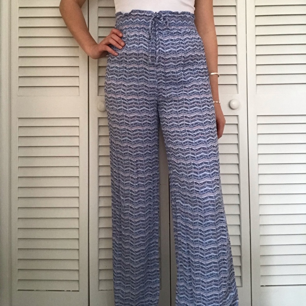 NWOT Flowy beach pants